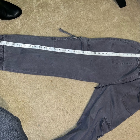 Telepatía Gray Jogger Elastic Waist Cargo Pants - Picture 12 of 12